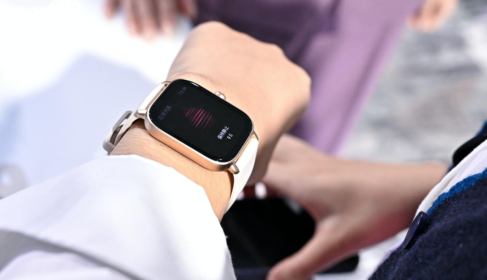 华米amazfit第三代,华米amazfitgtr和t-rex