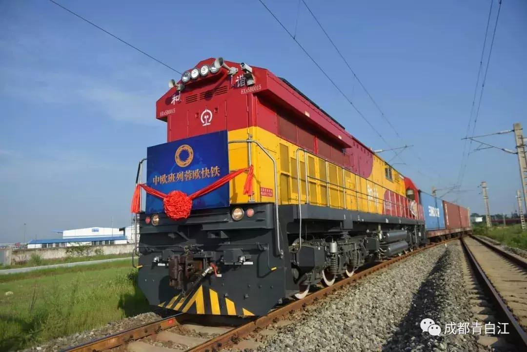 改革开放四十年后四川成都,改革开放初期的绿皮火车站