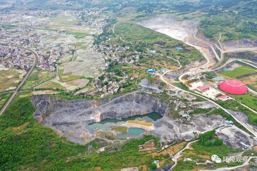 新化西河镇天马采石场,石料厂生产线粉尘大不处理