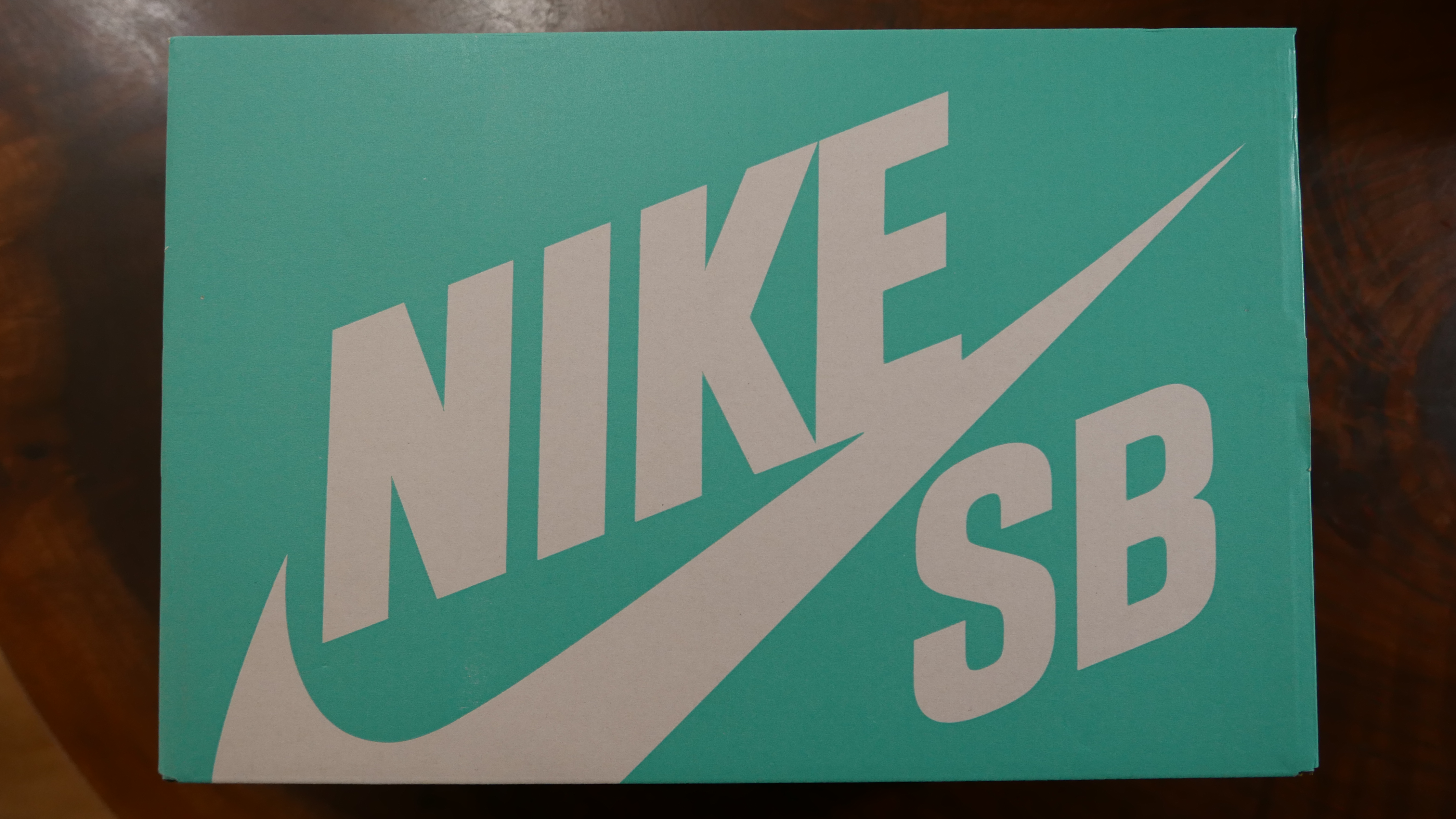 开箱nike跑鞋vlog,开箱nike绿色dunk