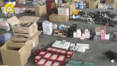 人肉代购，卒！航空公司出新规：18名代购被现场扣留，罚上万元