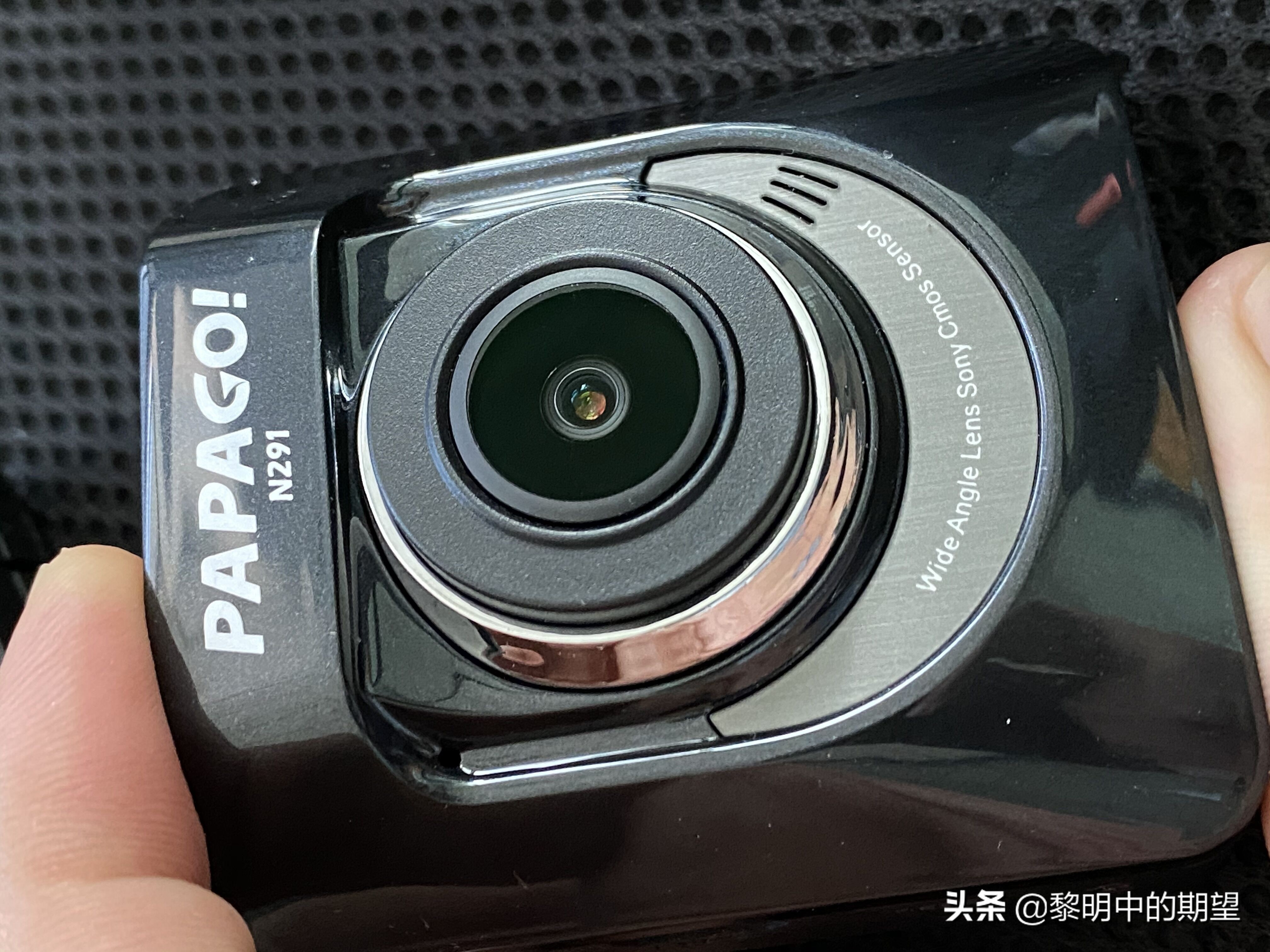 记录仪无光夜视和星光夜视哪个好,行车记录仪夜间推荐测评