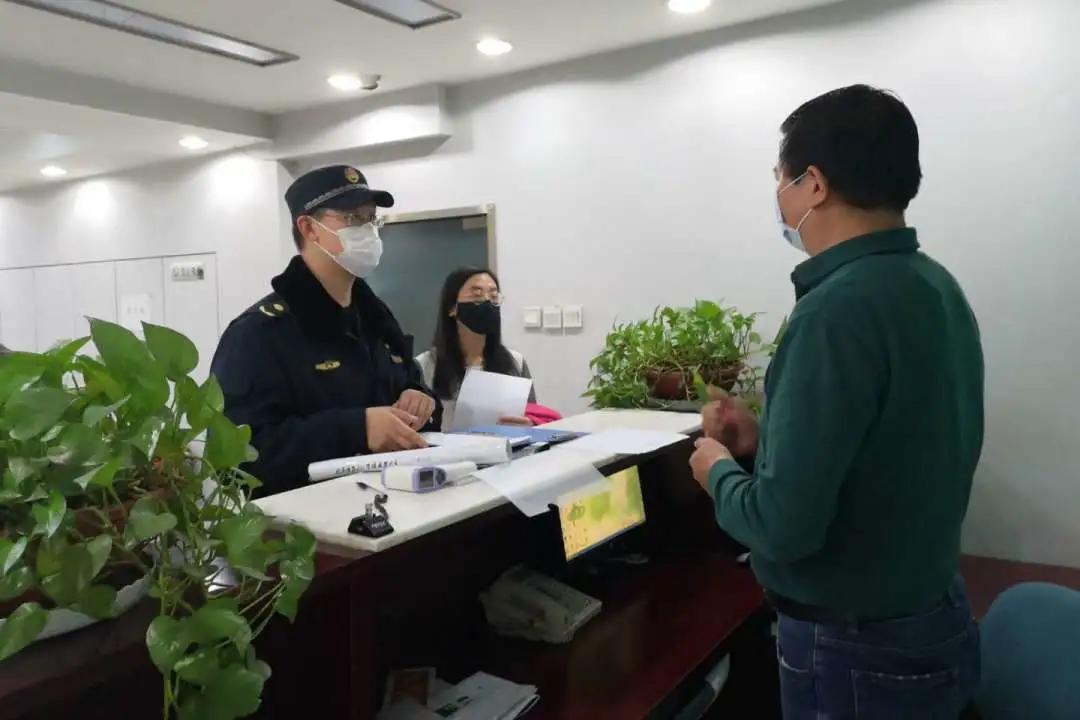 鍙屼簳棣栧煄鍥介檯,棣栧煄鍥介檯鍙屼簳