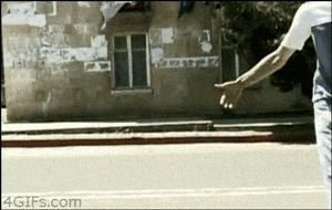 搞笑动态图gif暴躁老哥已上线,gif搞笑动图事件