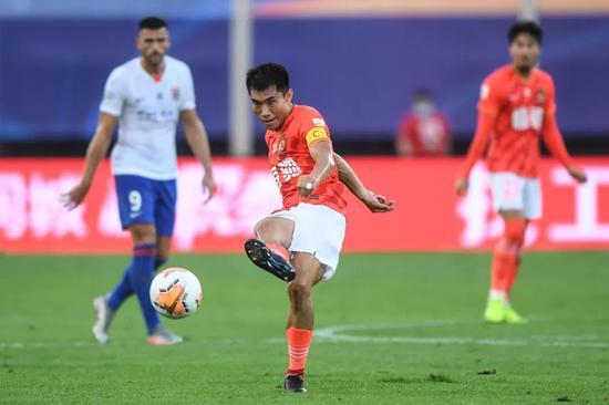 郑智王栋,中国足球历史上最强十大中场郑智