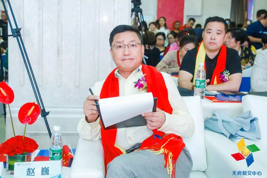 鍠滄姤鍏徃涓婂競,鍠滆浼佷笟姝ｅ紡鎶曚骇