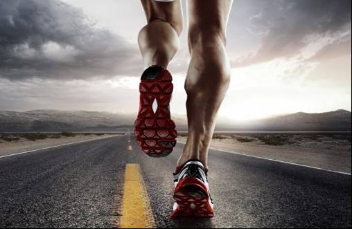 初级跑者如何选鞋,初跑者选什么鞋比较有性价比