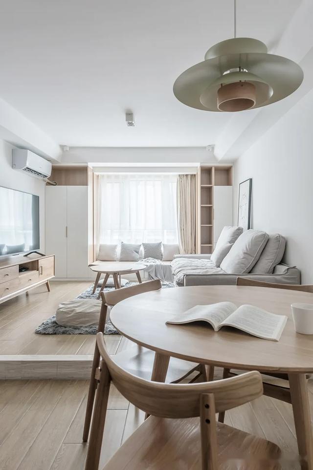 原木风吊顶效果图客厅简约,简约原木风