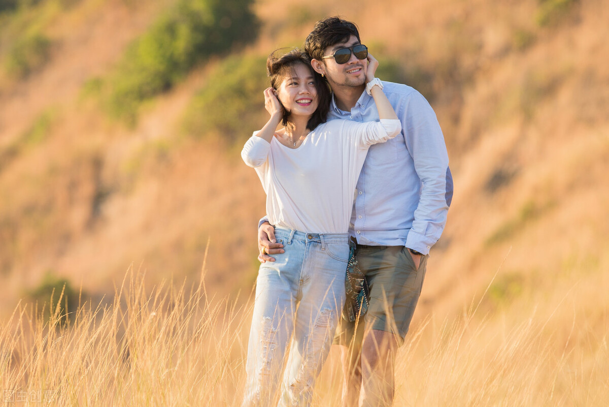 当一个女人开始冷落你该怎么办呢,当女人突然冷落你的时候