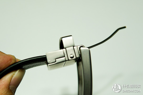 男人的必需品，苏宁极家头层牛皮皮带的双面设计有点意思