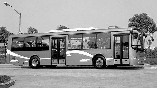 铃木贱卖公交事故频出2018年车圈年度大事件盘点