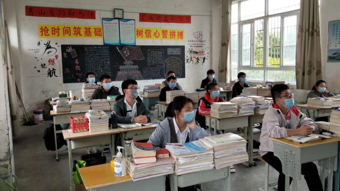 希望母校发展得蒸蒸日上,安徽省淮南市寿县希望学校