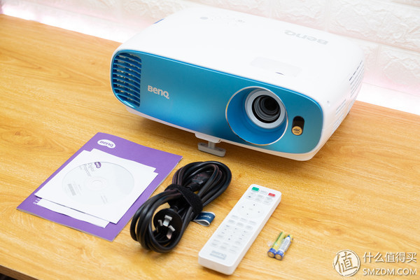 明基tk700-4k投影仪评测,明基tk800m和明基tk700哪个更好