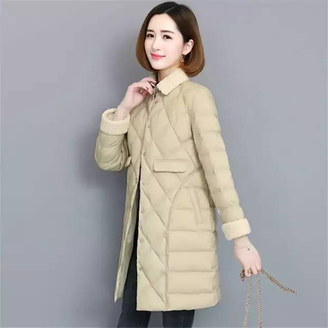 黑色短款面包服怎么搭配哈伦裤,条绒女款加绒哈伦裤配面包服