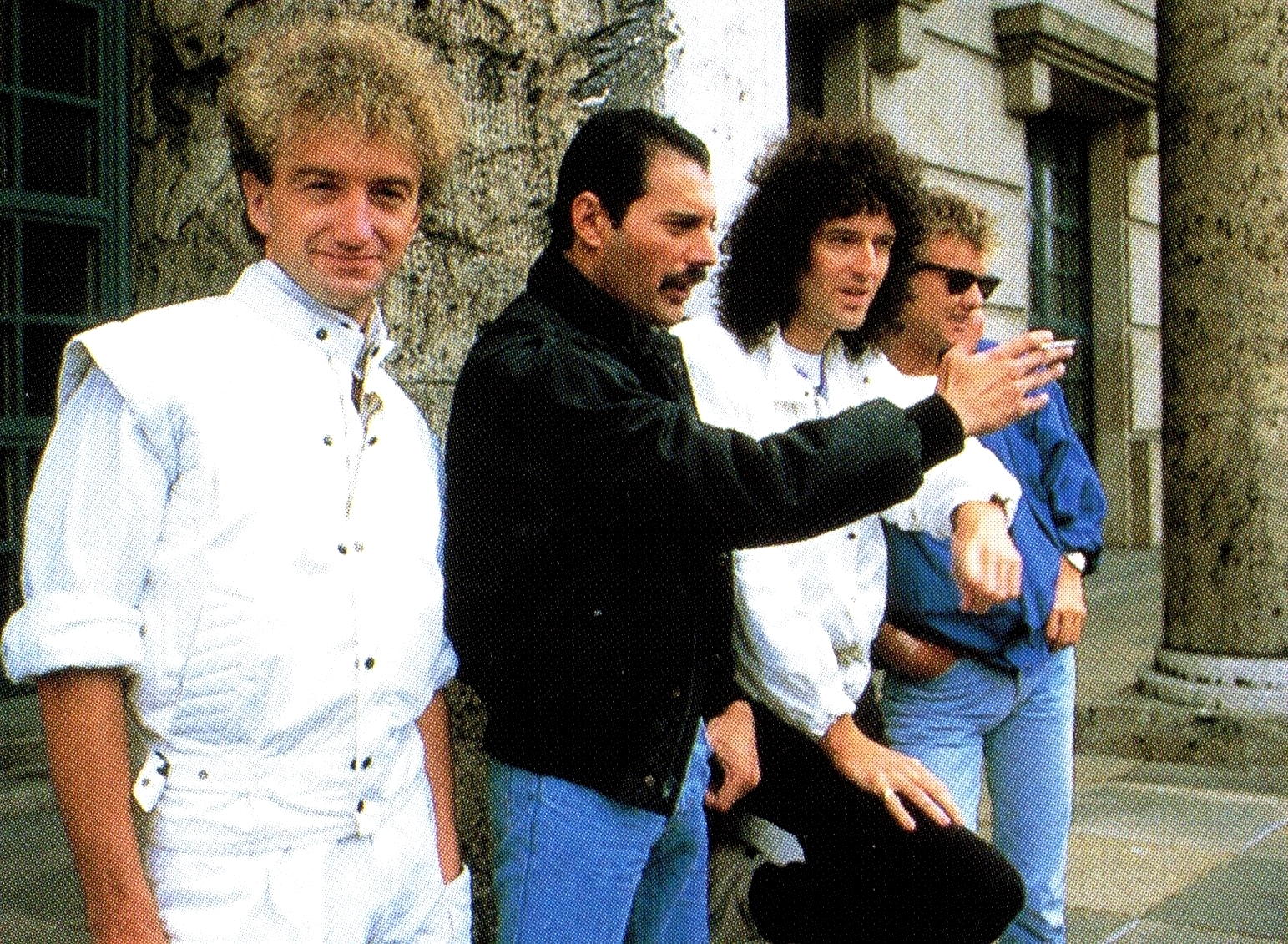 波西米亚狂想曲1985现场完整,波西米亚狂想曲万人合唱1985