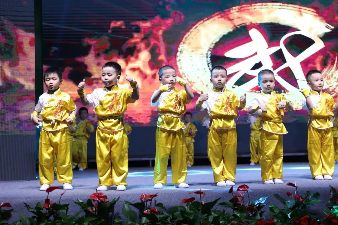 剑阁县鼓楼幼儿园庆祝中国*产党共**成立100周年暨毕业典礼文艺汇演