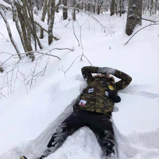 正版加拿大鹅羽绒服远征款,加拿大鹅远征羽绒服女款