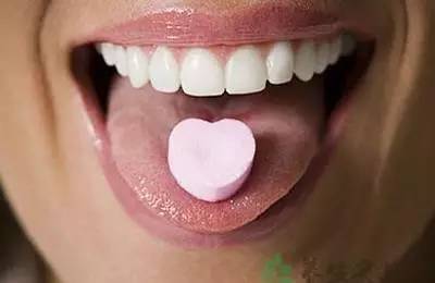 拍拍这个地方就知道你是不是有湿气，有这么神奇？