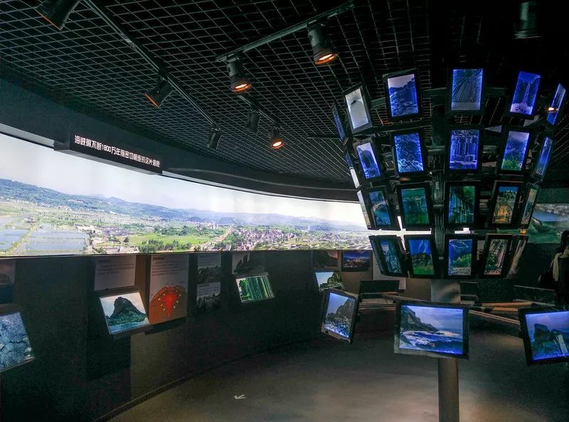 鐏北宀涙毚椋庨洦瑙嗛,鐏北宀涙毚椋庨洦