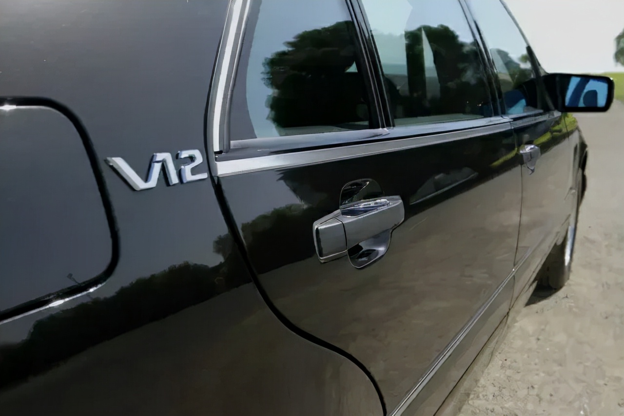 德系高颜值四门轿跑,虎头奔s600