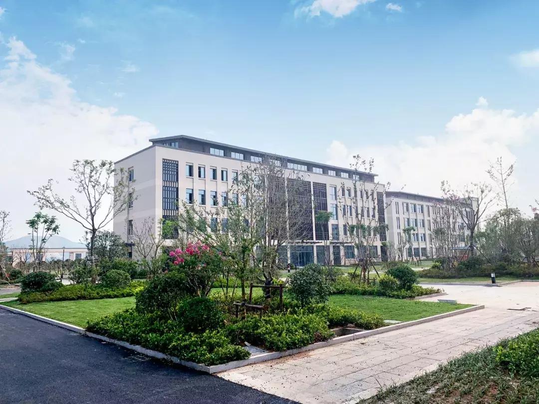 萧县鹏程中学凤北校区简介,萧县鹏程实验学校