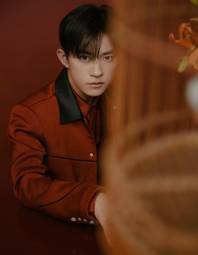 张艺兴厂牌最新消息,张艺兴时尚大爆发