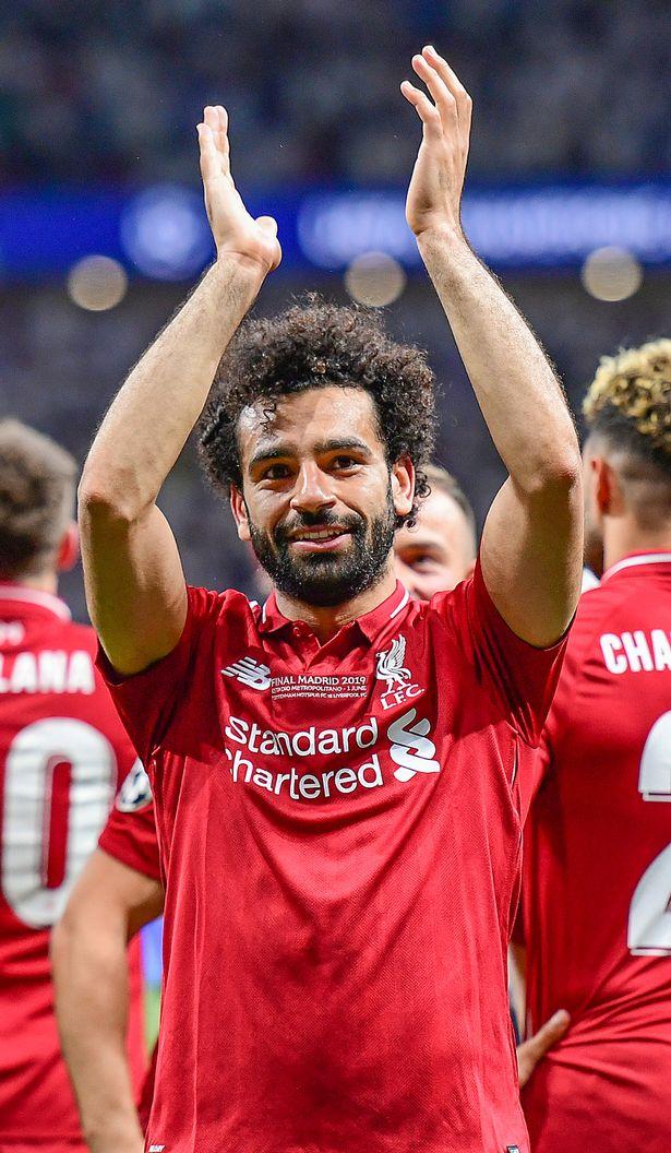 足坛神仙球专业户球员,足球后场颜值高球星