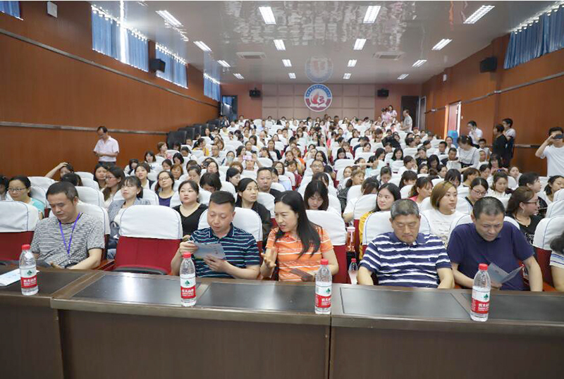 南充市嘉陵区火花三小,四川南充火花三小