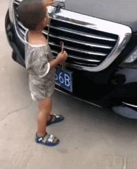 女朋友很漂亮但是有狐臭,女友有轻微狐臭怎么办啊