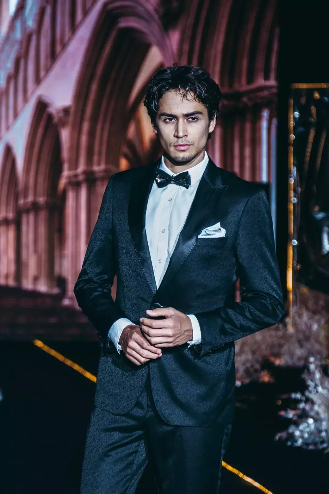 高定奢华婚纱秀,缎面婚纱大秀