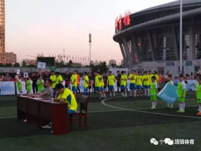 2020-2021足坛大事回顾,预测足坛未来十年的事件