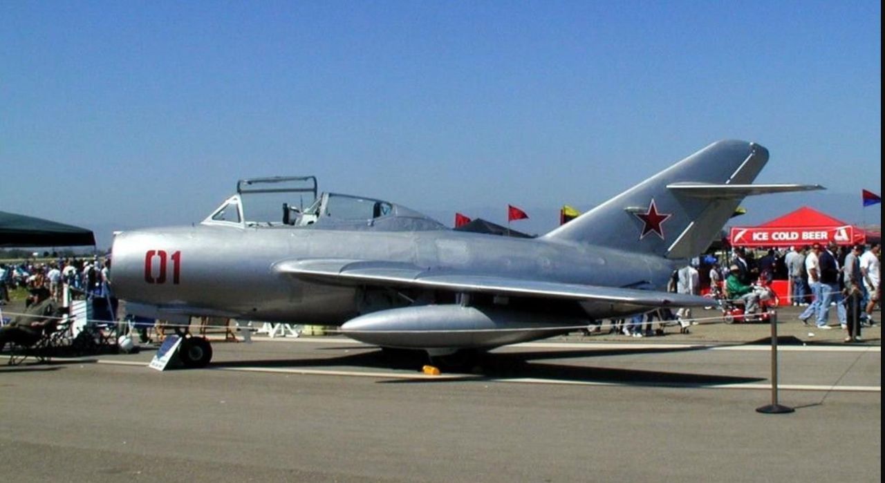 人类第一位宇航员加加林之死,人类第一位死亡的航天员