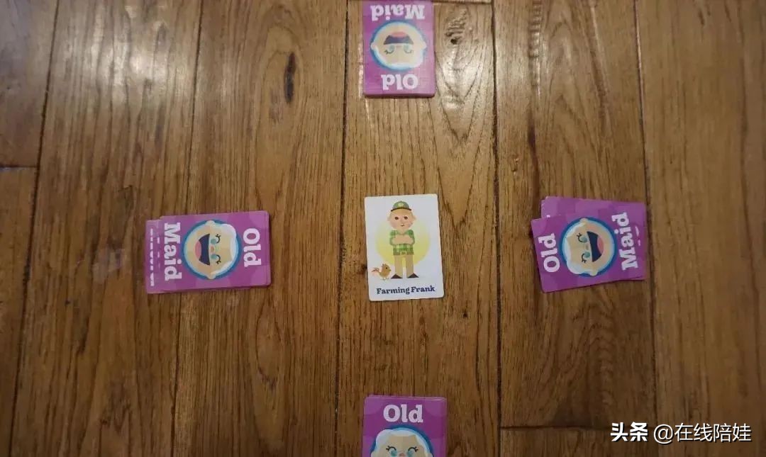 适合9-12岁在家玩的纸牌游戏,适合和孩子玩的纸牌游戏