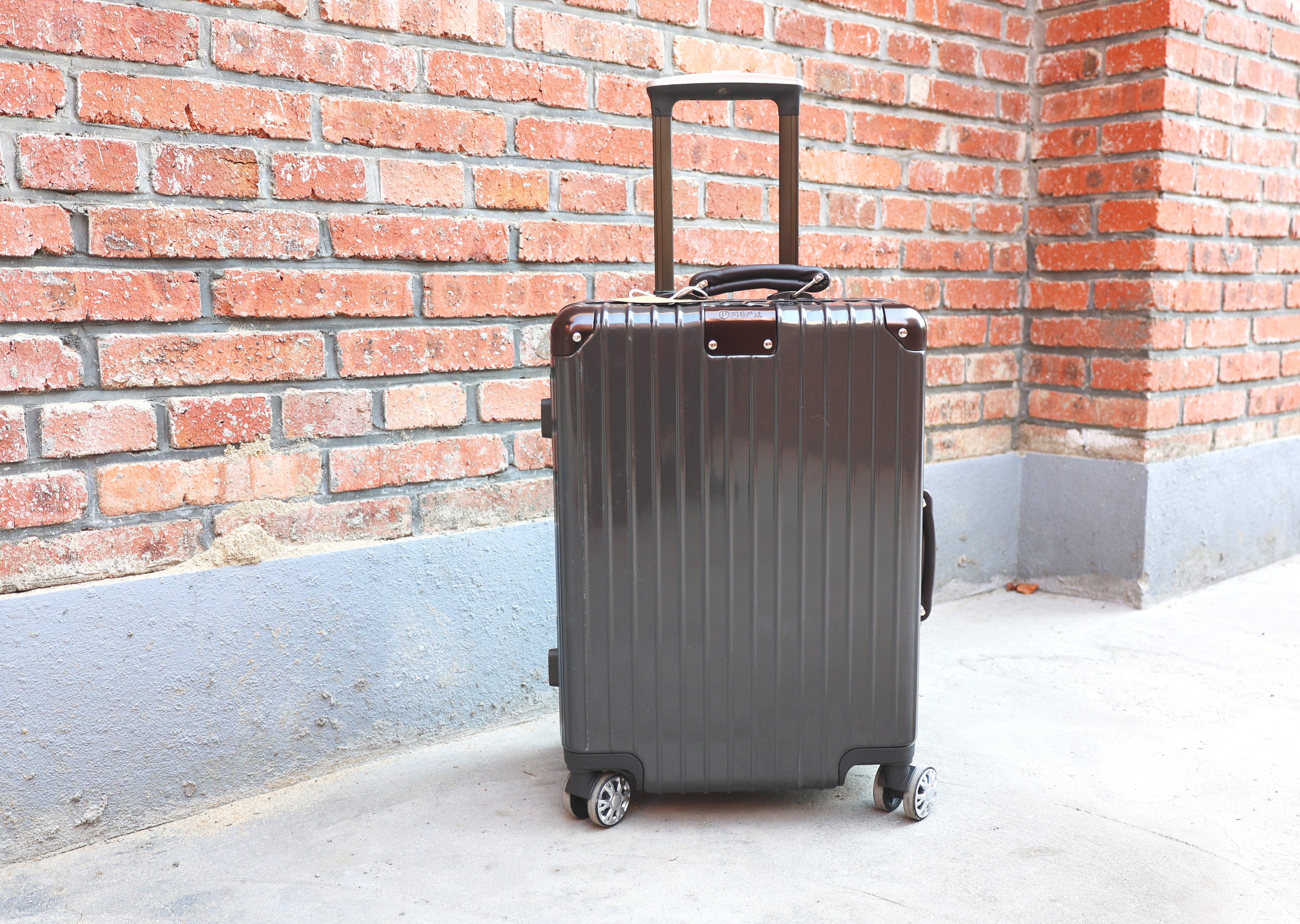 网易严选经典铝拉杆箱,网易严选28寸铝框行李箱