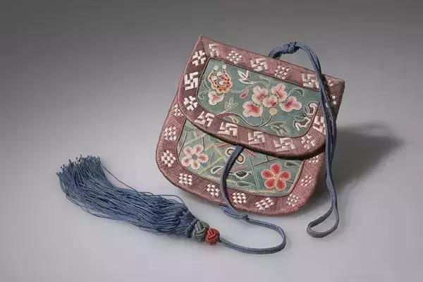 古代男女定情信物用哪种玉佩,古代男女定情信物都有哪些