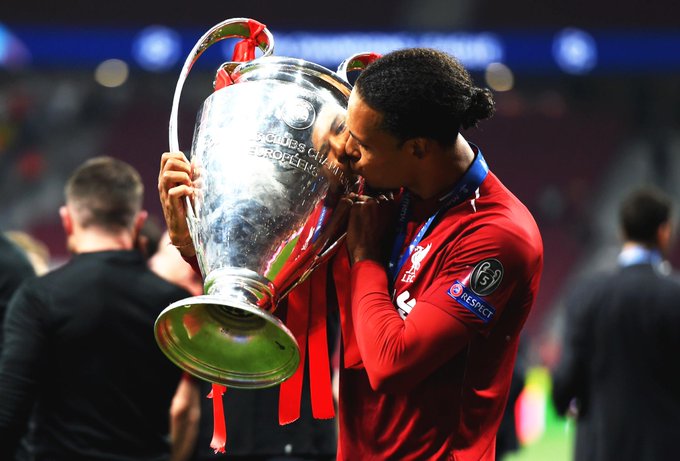 击败c罗的方式,梅西打进利物浦金球克洛普的反应