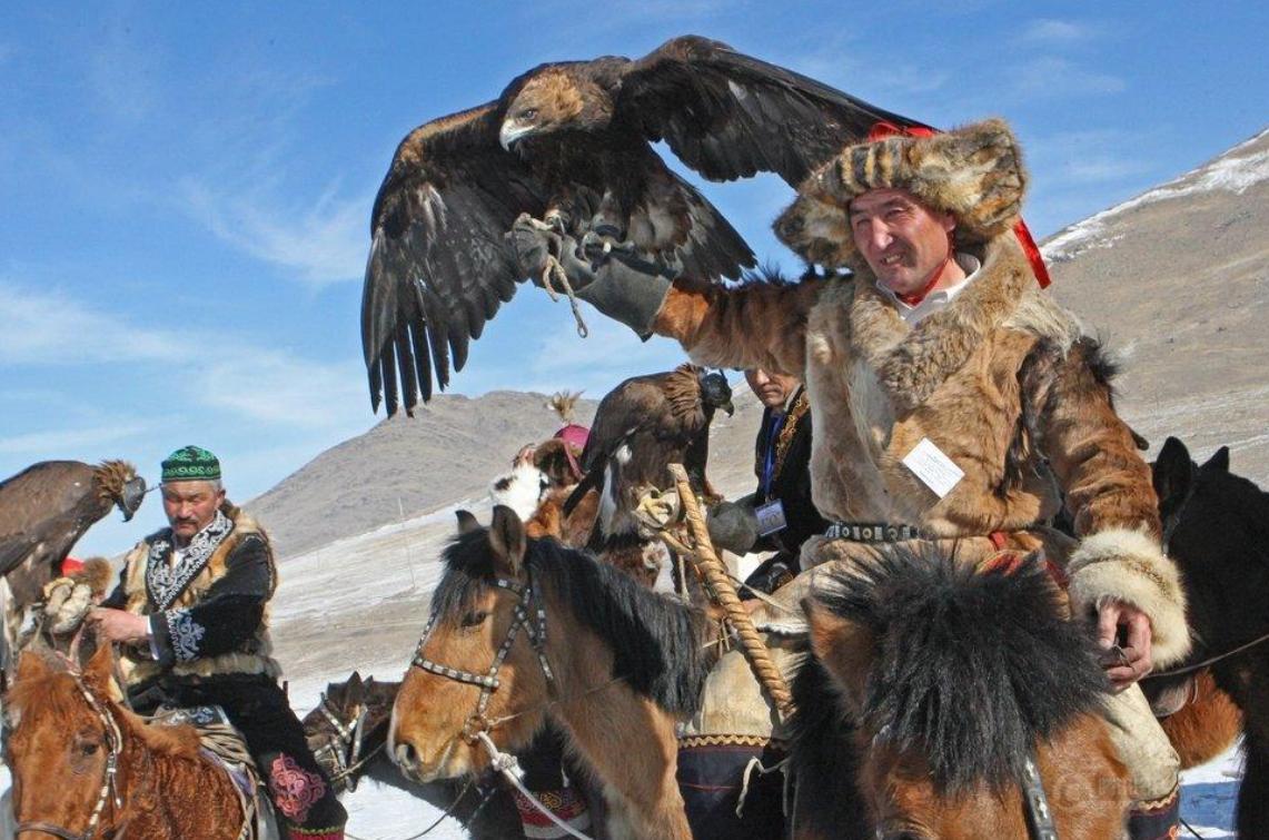 内蒙人怎么看待蒙古国的,内蒙人怎么看待蒙古国人的