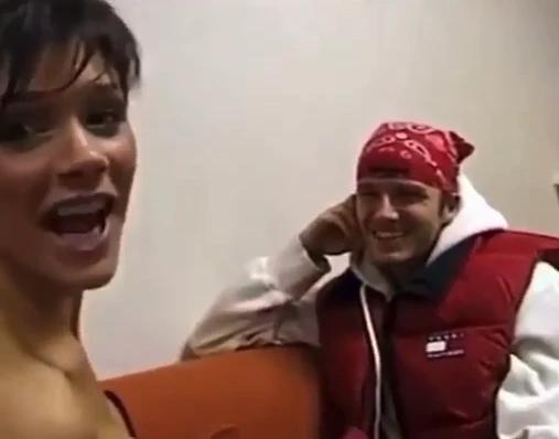 维多利亚晒小贝帅照,维多利亚晒贝克汉姆俯卧撑视频