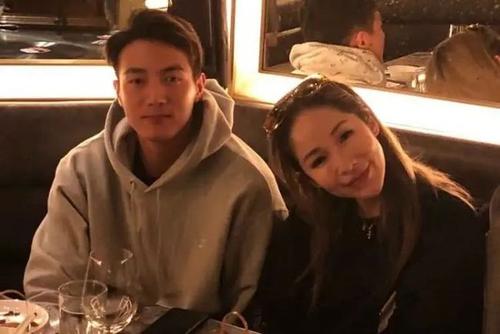 萧亚轩重新把家打扫,萧亚轩离开姚谦