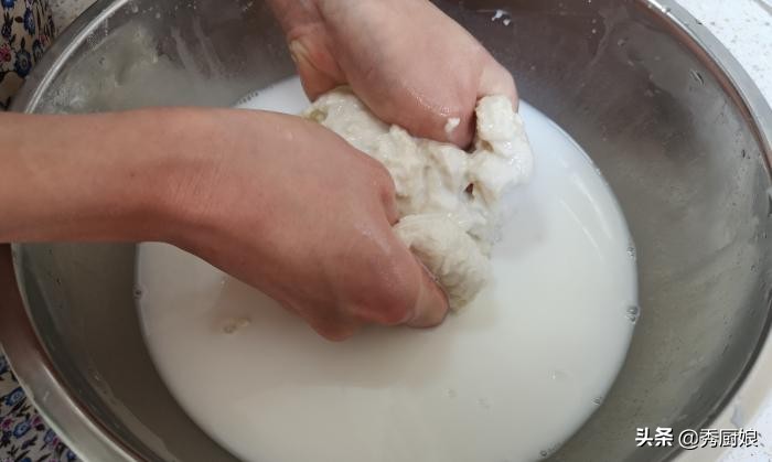 不用泡打粉能做出空心酥脆油条吗,油条怎么做酥脆松软无泡打粉苏打