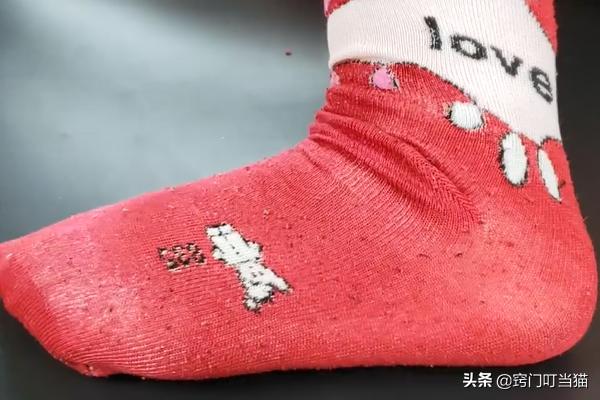 袜子破洞怎么补看不出来,袜子破了个洞怎么补无痕修复