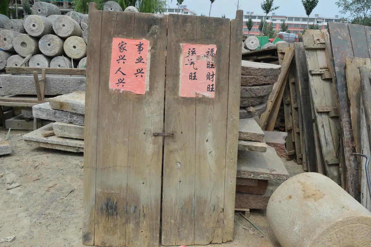 榆木和橡木家具哪个好,聊聊榆木家具那些事