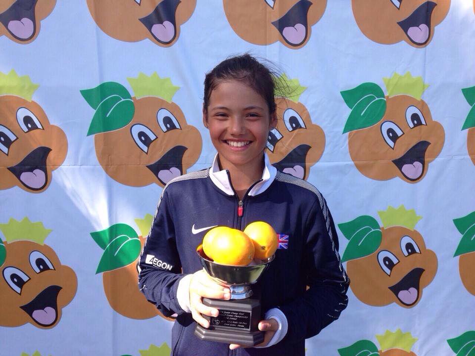 美网大惊奇？出道即巅峰，中英混血「00后」十连胜封后