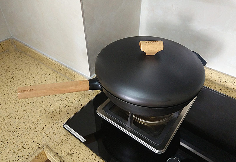 纯钛无油烟炒锅,无涂层无油烟铁炒锅