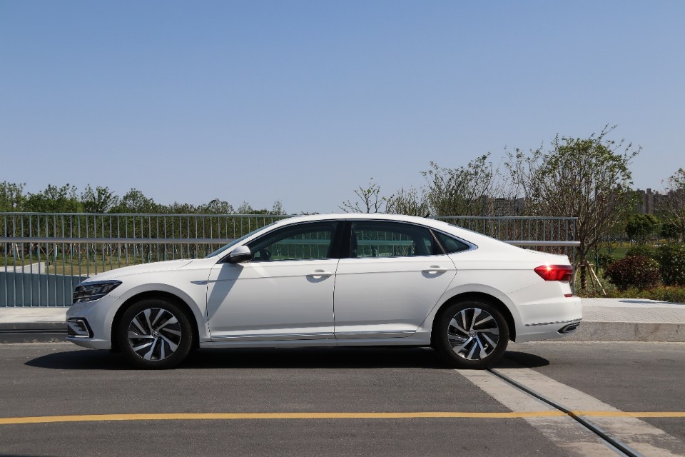 不只有领先的技术，270万车主告诉你他们眼中的*萨特帕**