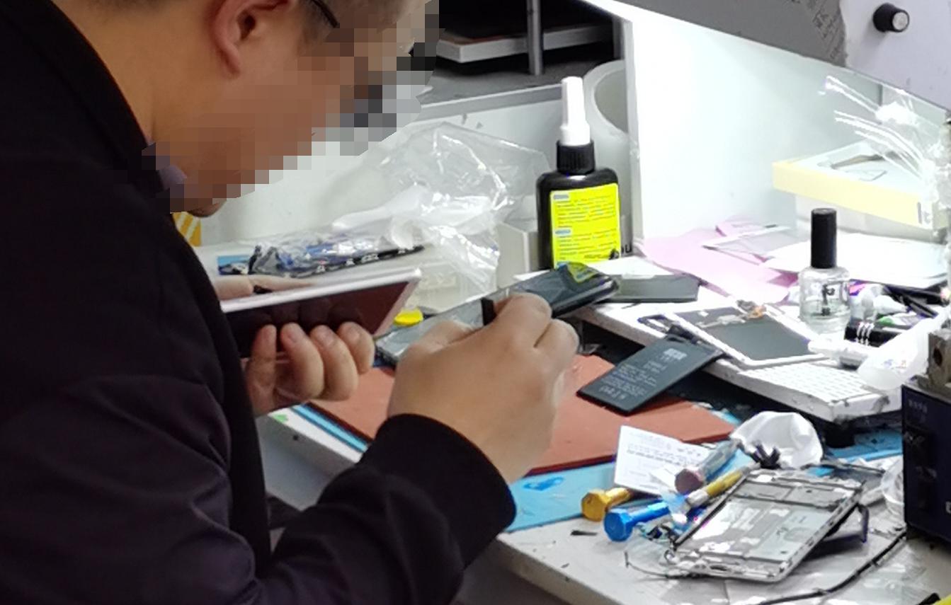 小米mix2s落伍了吗,小米mix2s更换什么电池好