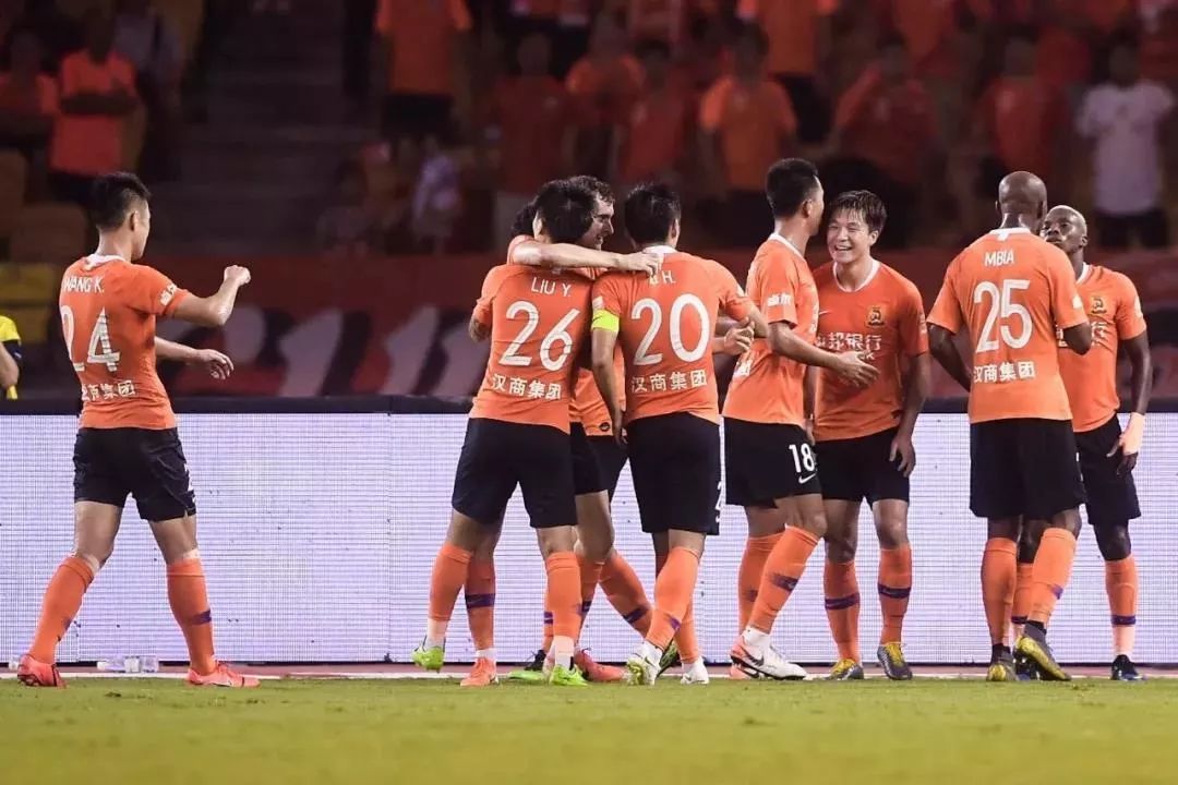 武汉卓尔击败天津权健,武汉卓尔2比1逆转山东鲁能