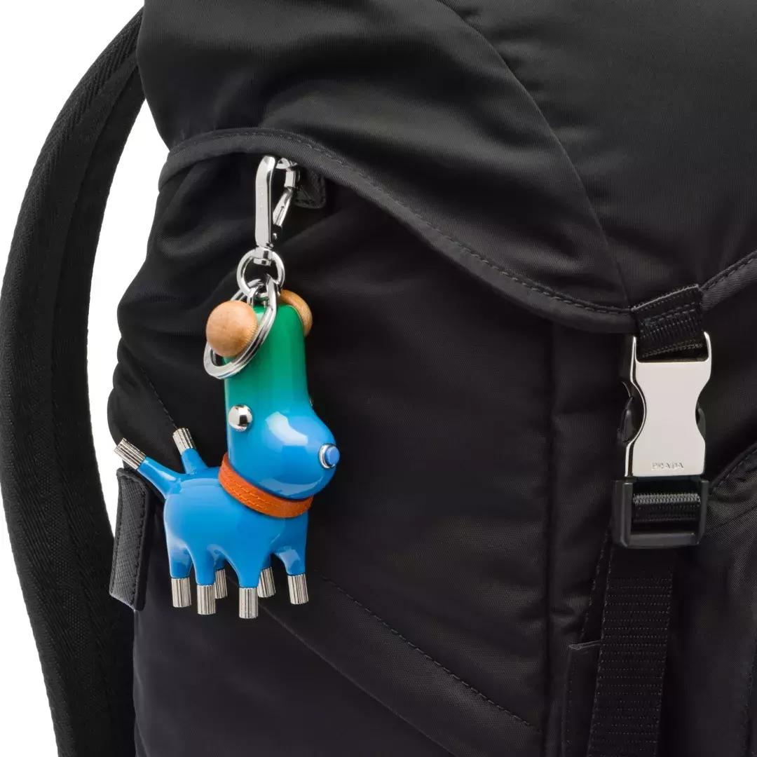 pradalv包,miumiu包包lv