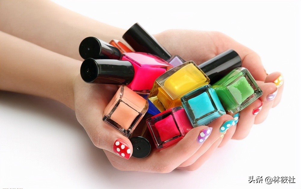 让睫毛长得又长又密的凡士林,睫毛怎么更长