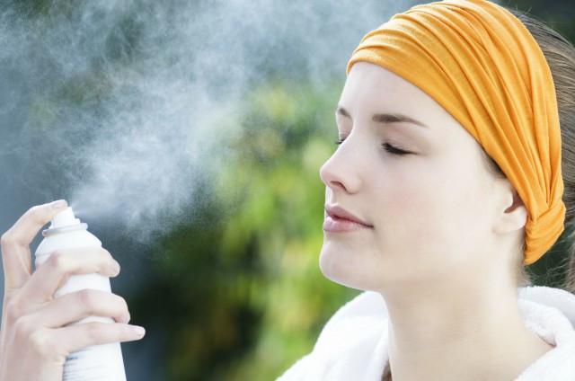 身上干燥脱皮怎么补水小妙招,脸部干燥脱皮怎么办最快最有效